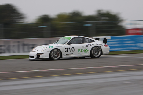 Roy Edland kørte Porschen over målstregen til endnu en sejr.